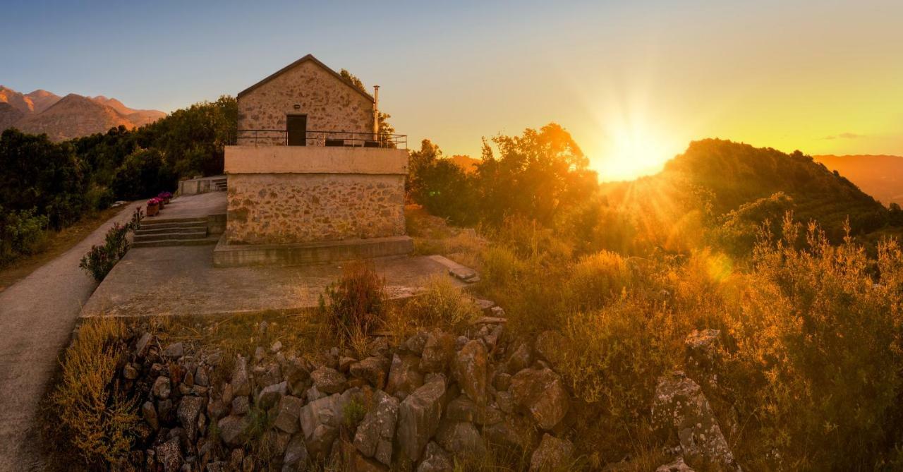 Vila Lithari Kámboi Exteriér fotografie